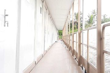 container-hotel-accommodation-99629_6.jpg