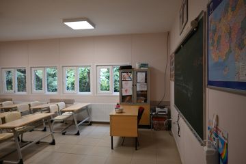 turkan-soray-prefabricated-school-25224_2.jpg