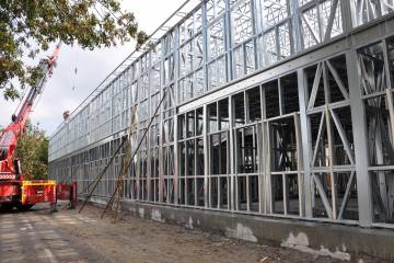 steel-school-building-64373_5.jpg
