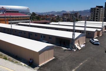1200-commercial-shops-for-earthquake-zone-44725_8.jpg
