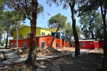 5-star-hotel-pension-and-dining-hall-94615_2.jpg