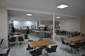 5-star-hotel-pension-and-dining-hall-94615_5.jpg