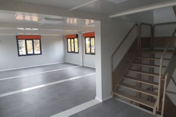 luxury-container-office-for-logistics-in-hungary-60592_4.jpg
