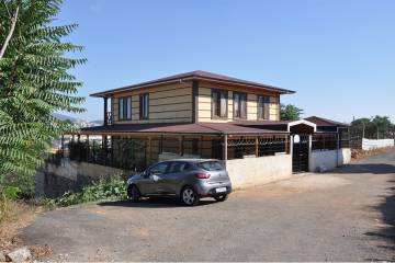 detached-duplex-villa-with-garden-39043.jpg