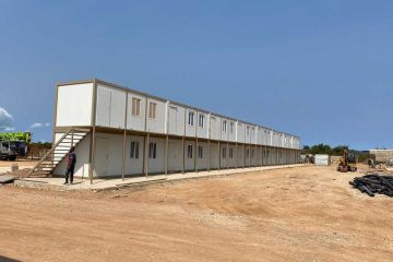 container-construction-sites-in-zanzibar-23543_6.jpg