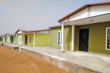 syria-and-niger-prefabricated-refugee-camp-70485_1.jpg