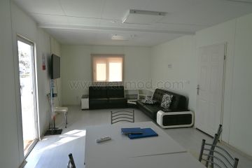 accommodation-buildings-64694_1.jpg